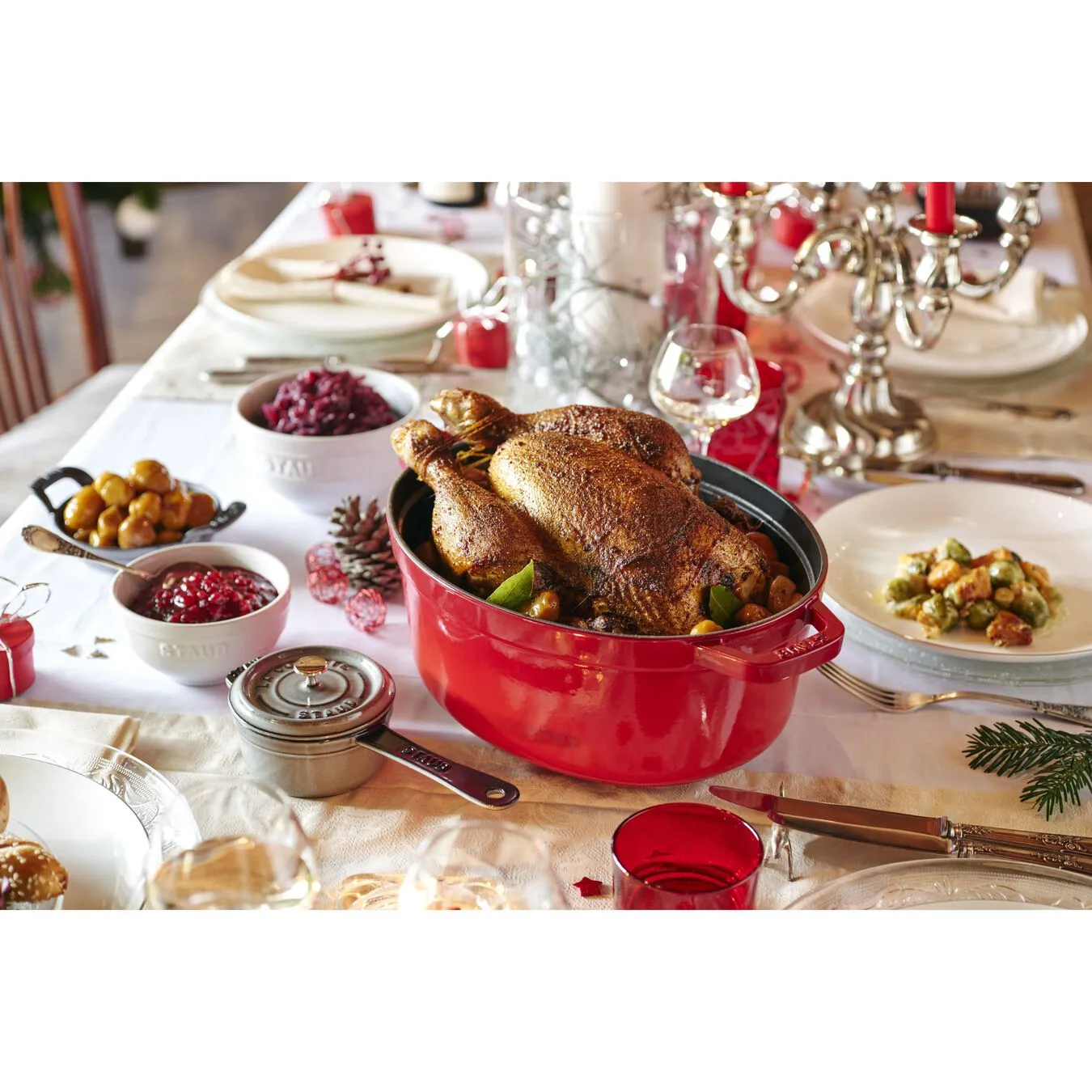 Staub Cocotte 27 Cm, Oval, Kirsebærrød, Støbejern - Billede 5